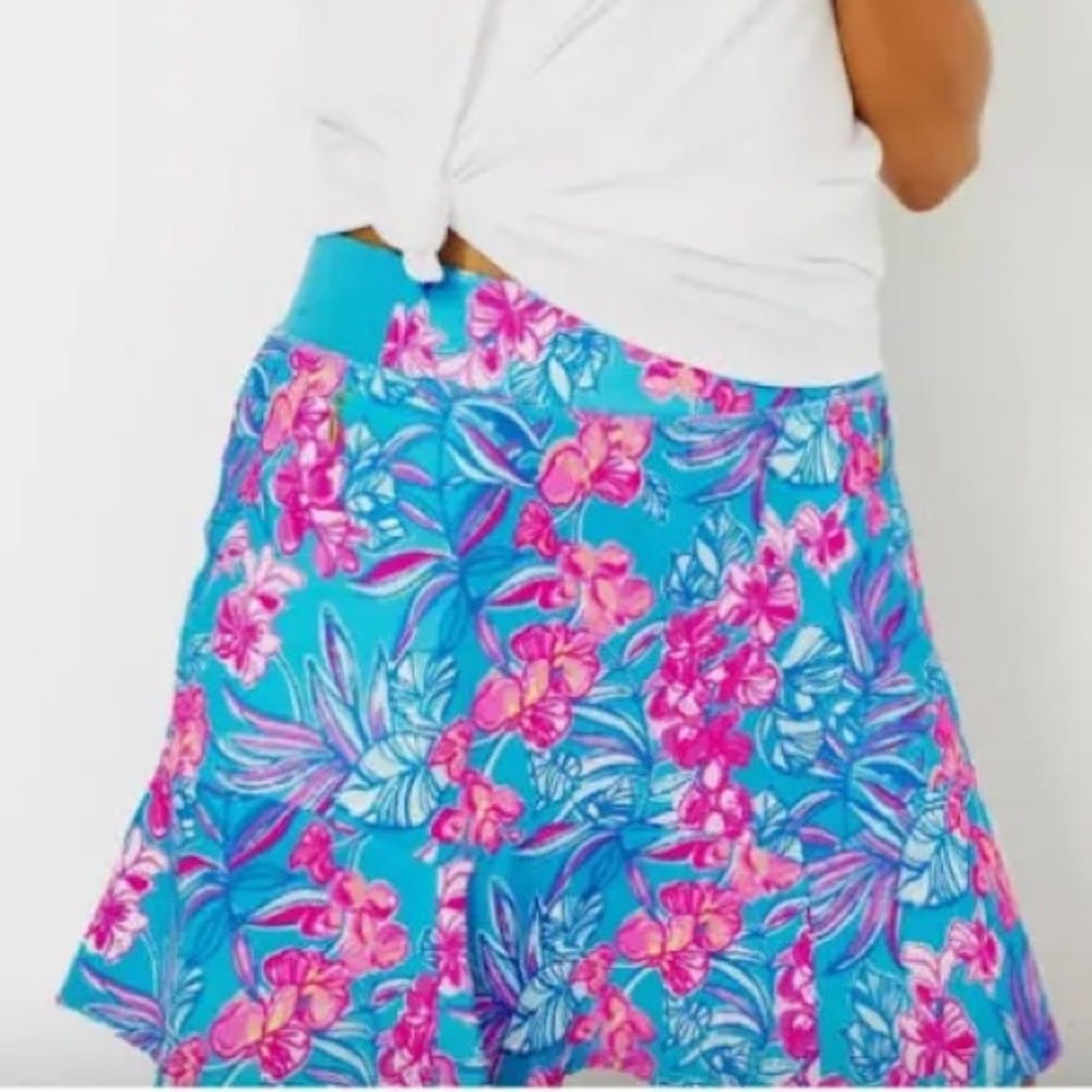 🦩🩷💙 NWT Lilly Pulitzer Luxletic Fara Skort
In Orchid Oasis Size XL - Picture 6 of 16